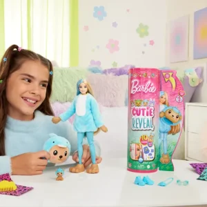 New Cutie Reveal Bambola Con Costume Di Peluche Da Orsacchiotto-Delfino E 10 Accessori A Sorpresa Cambia Colore, Serie Amici Cuccioli Fashion Dolls