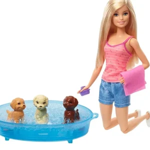 Hot Barbie E I Suoi Cuccioli. Ogni Bambina Sogna Un Piccolo Animale Domestico. Insieme A Barbie, Imparerai A Nutrire E Accudire Un Animale Domestico. Fashion Dolls