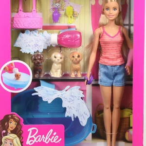Hot Barbie E I Suoi Cuccioli. Ogni Bambina Sogna Un Piccolo Animale Domestico. Insieme A Barbie, Imparerai A Nutrire E Accudire Un Animale Domestico. Fashion Dolls
