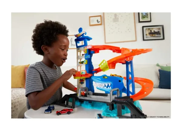Cheap City Set Super Squalo Playset Con 1 Macchinina , Pista A Tema Nemesi, Si Collega Ad Altri Playset, Giocattolo Per Bambini Dai 4 Anni In Su Garage E Circuiti