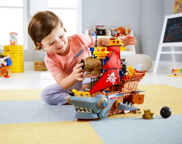 Best Sale Il Galeone Dei Pirati A Forma Di Squalo Con Mini Personaggi E Accessori Inclusi Mondi Immaginari