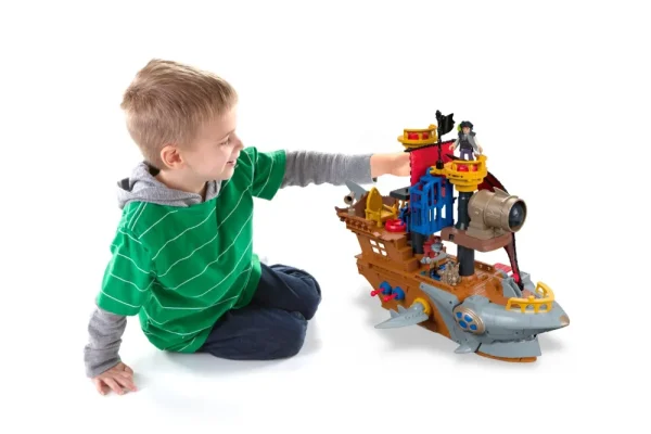 Best Sale Il Galeone Dei Pirati A Forma Di Squalo Con Mini Personaggi E Accessori Inclusi Mondi Immaginari