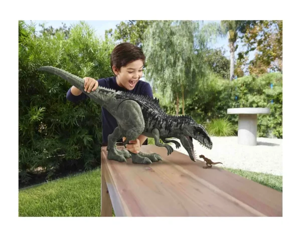 Flash Sale -Super Colossal Dinosauro Gigante Snodato, Giocattolo Per Bambini 4+ Anni, Gwd68 Action Figures