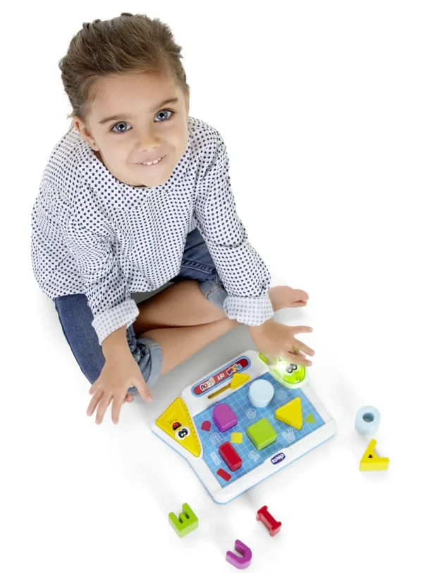 Discount Le Forme Delle Vocali Banchi Scuola E Lavagne