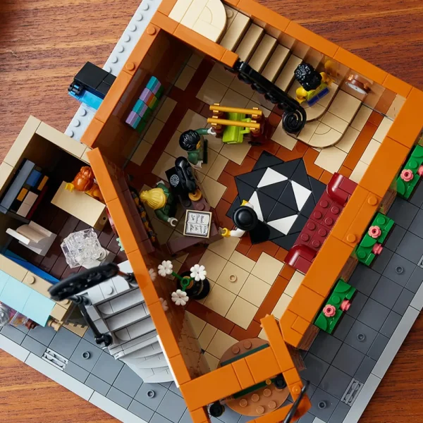 Fashion 10297 Boutique Hotel, Set Modellini Da Costruire Per Adulti, Edificio Modulare Da Collezione Con 7 Minifigure Mattoncini