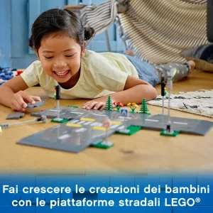 Store City 60304 Piattaforme Stradali, Set Basi Con Lampioni Fosforescenti, Semafori Giocattolo, Cartelli E Segnaletica, Toys Center Mattoncini