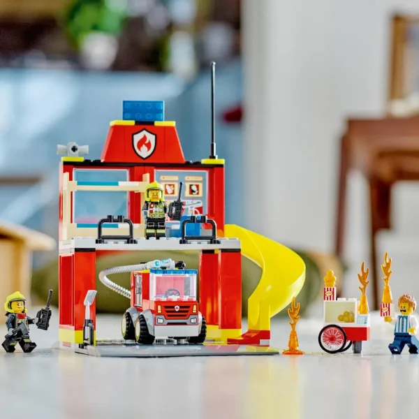 Cheap Fire 60375 Caserma Dei Pompieri E Autopompa, Camion Giocattolo Dei Vigili Del Fuoco, Giochi Per Bambini, Idee Regalo Mattoncini
