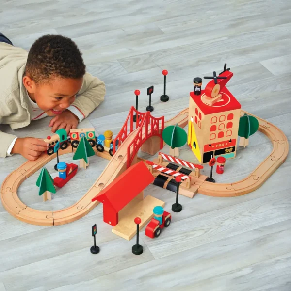 Sale Playset Trenino Con Pista E Citta Mondi Immaginari
